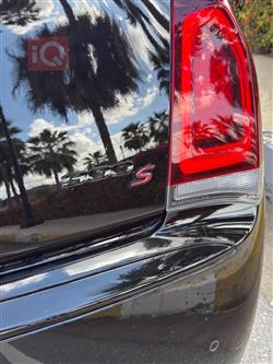 کرایسلەر 300